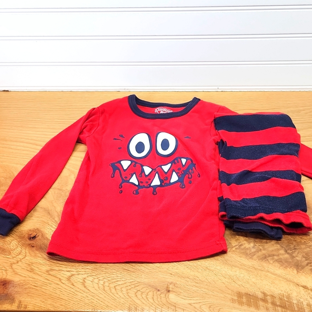 OshKosh Bgosh 2 piece Pajamas Size 3T